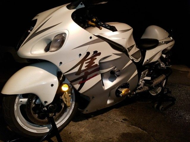 2006 Suzuki hayabusa limited edition pearl white hayabusa for Sale in  Auburn, WA - OfferUp
