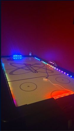 Air Hockey Table