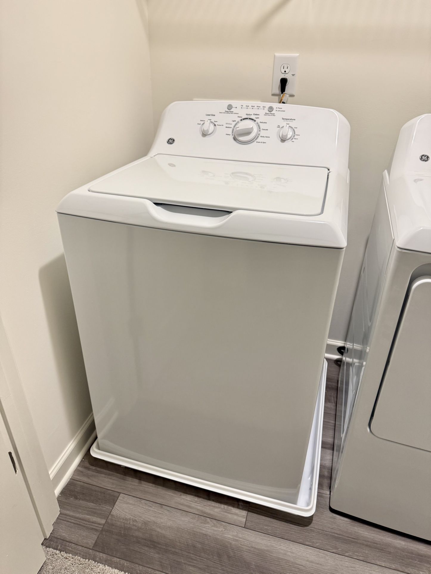 NEW Washer GE Model GTW220ACWWW Stainless Steel Basket Water Level Control