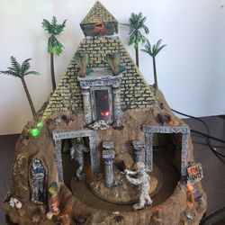 2008 Lemax Spooky Town Collection Haunted Pyramid Halloween Working Read Descrip