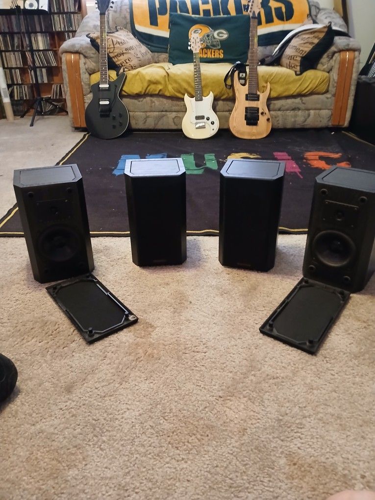 4 Ventura Speakers
