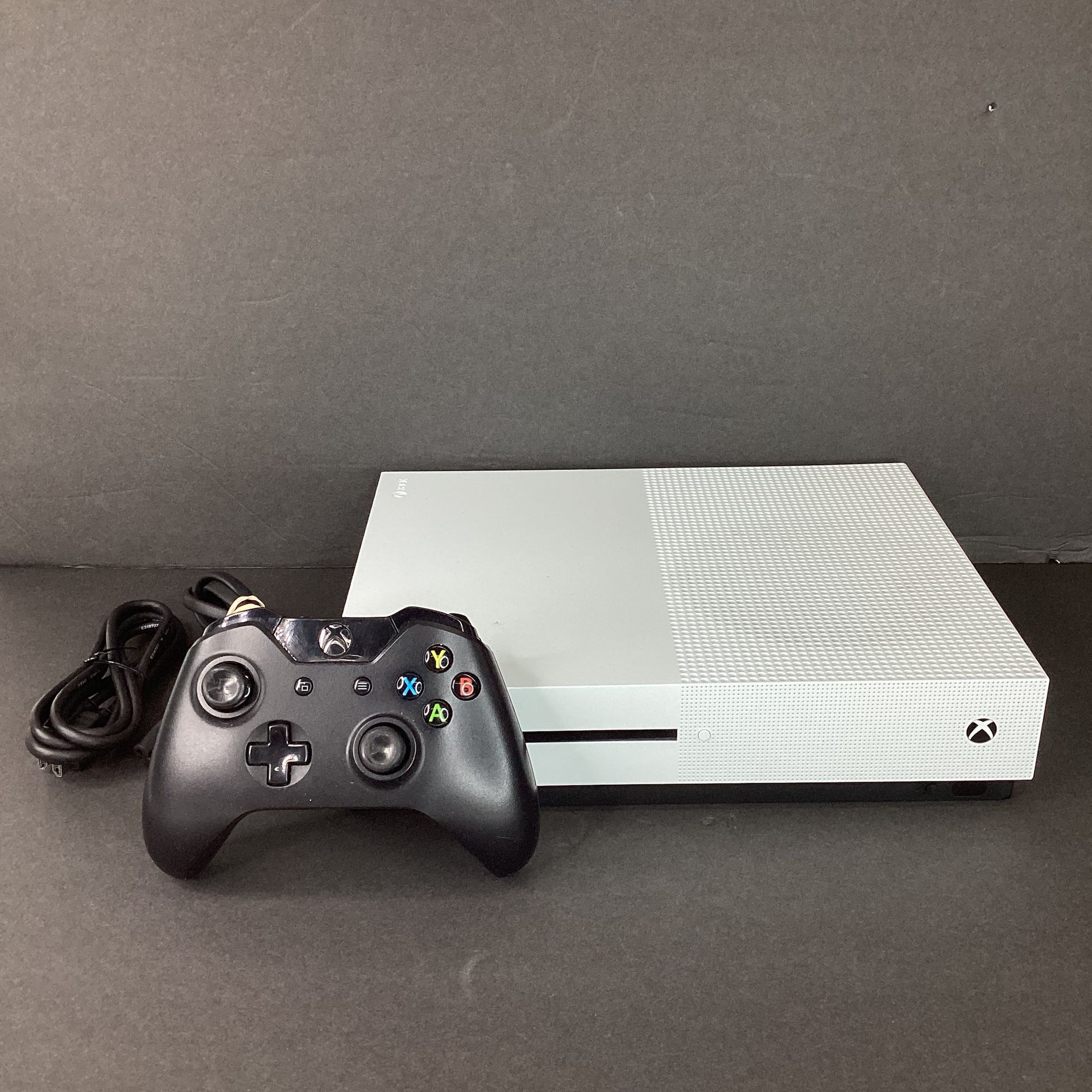 Xbox One S - 1TB - Video Game Console W/1 Controller