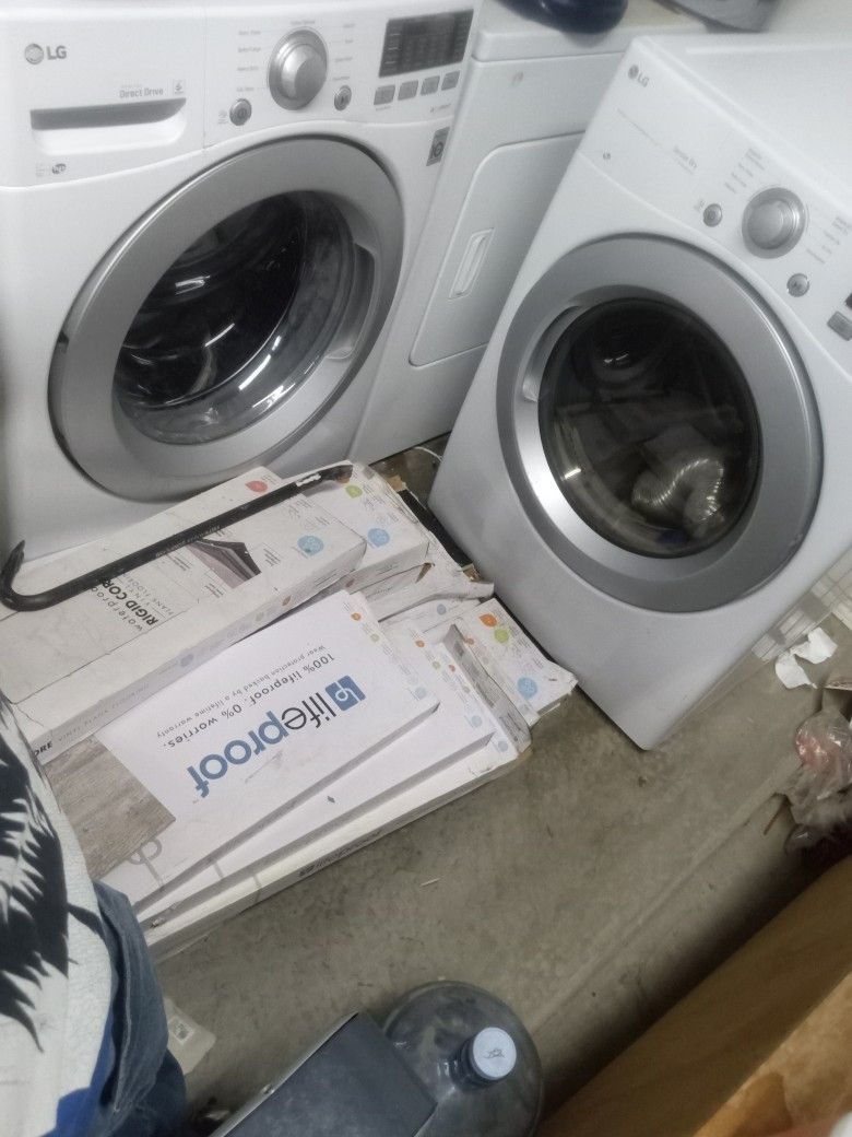 LG Stackable Front Load Washer And Dryer