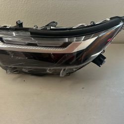 2022-2024 TOYOTA RAV4 LEFT DRIVE HEADLIGHT LED OEM