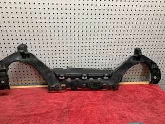 2014 2015 2016 2017 Mazda 3 bumper bracket