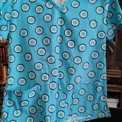 Women's Scrubs Medium/Large 