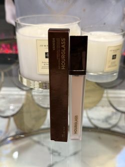Hourglass Vanish Airbrush Concealer FIRM PRICE