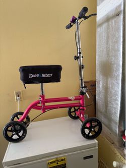 Very nice knee scooter