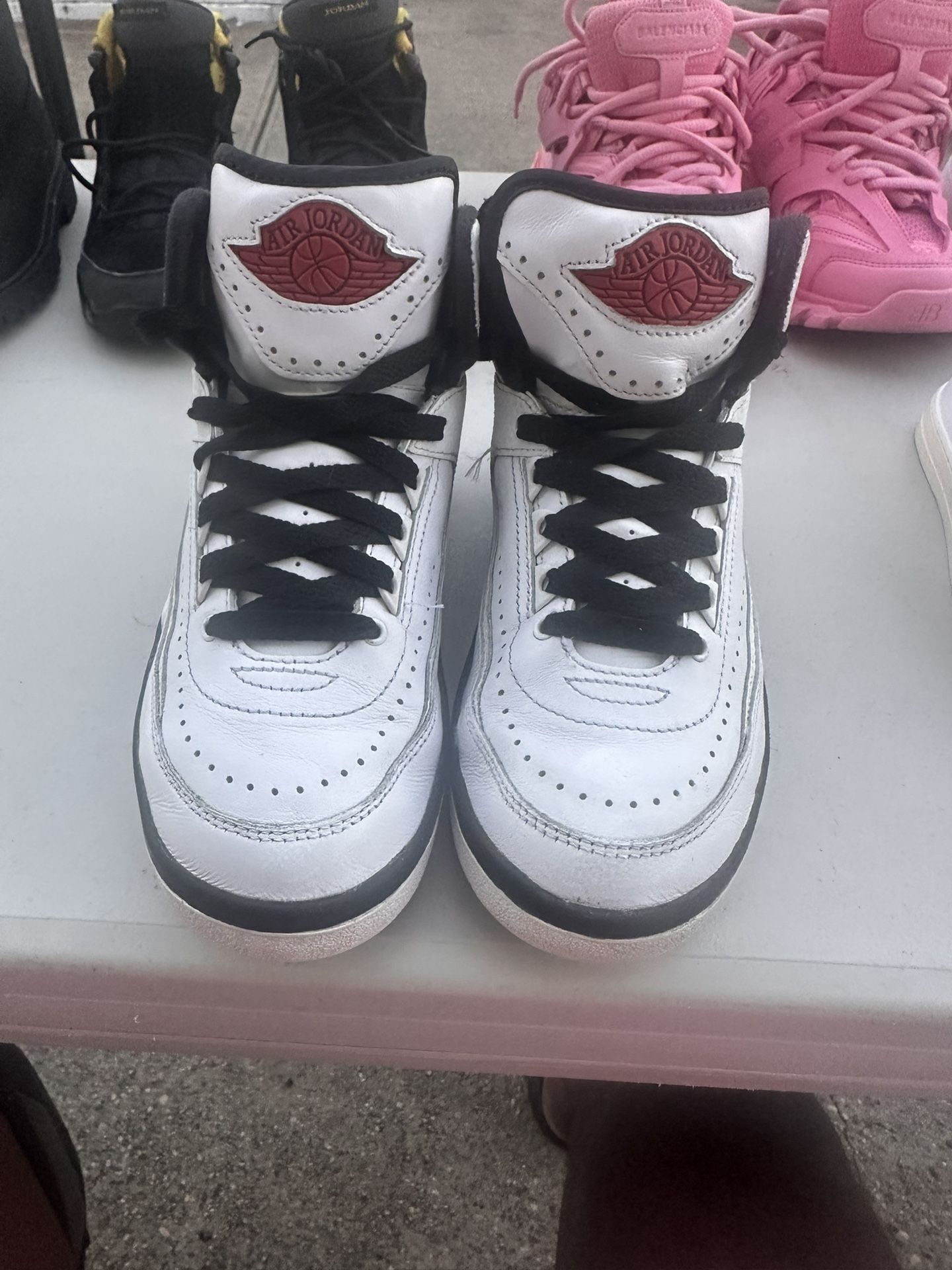 Jordan Retro 2s