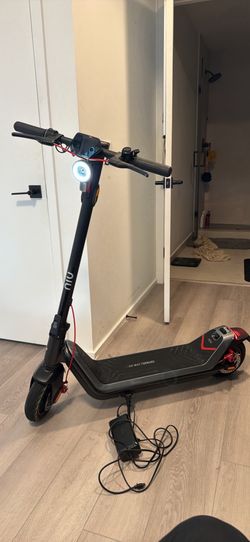NIU KQI3 Max electric scooter