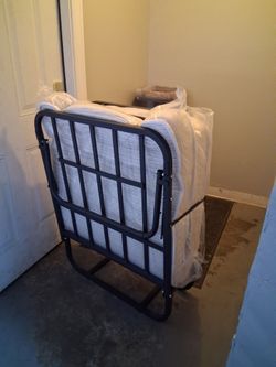 Folding bed