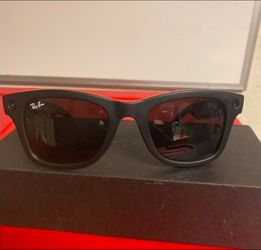 RAY-BAN STORIES WAYFARER RW 4002 Smart Sunglasses