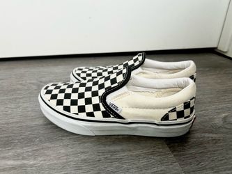 Classic Slip-On Checkerboard Shoe (size 2) kids sizes