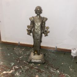 Antique Lady Sculpture