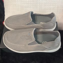 Olukai Poi size 7