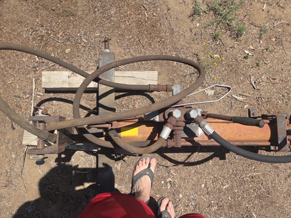 Hydraulic  Log Splitter For Tractor