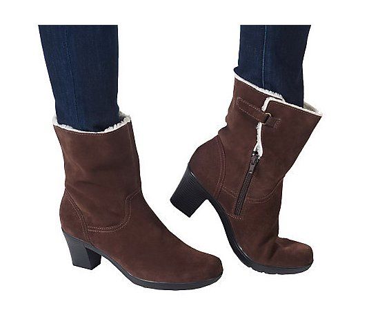 Clarks BOOTS Suede Faux Fur Size 10 wide Bendables 39385