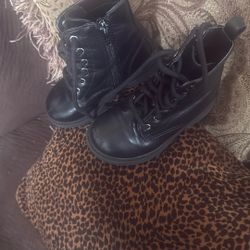 Baby Boots Size 7 