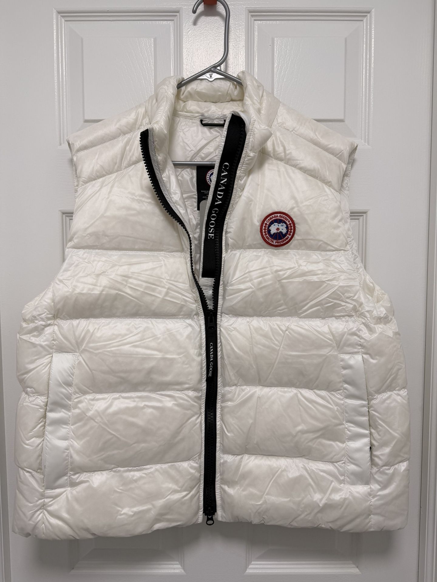 Brand New Canada Goose Cypress Vest – Women’s XL (White)