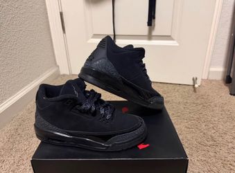 Black cat Jordan’s