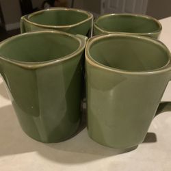 Set Of 4 New Retro Collection Green Mugs