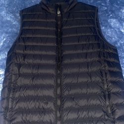 Black Vest (small)