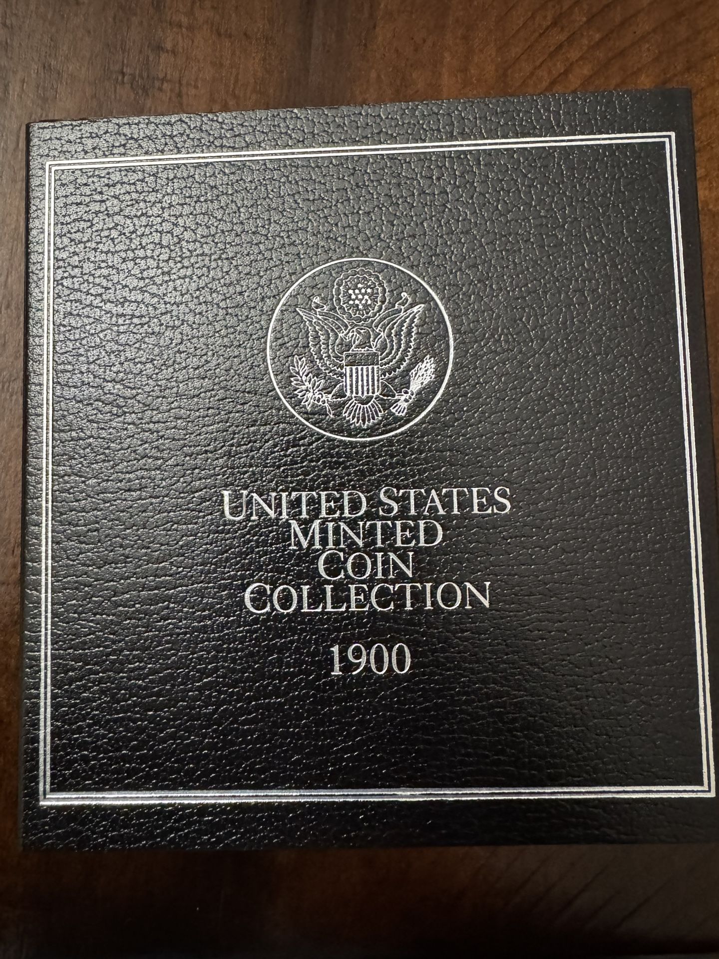 1900 Coin Set