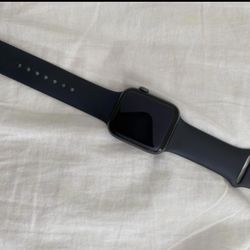 Apple Watch Series 4 