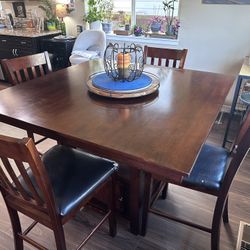 Pub Table With Chairs