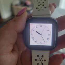 Fitbit VERSA 2 WATCH PLUS ACCESSORIES  and Charger