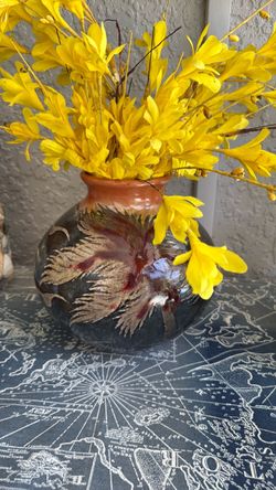 Hand made pottery vase