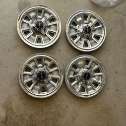 1966,1967 Pontiac GTO 5001 Factory Hubcaps