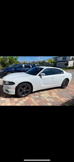 2015-23 dodge charger hood