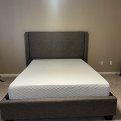Queen Size Bed 