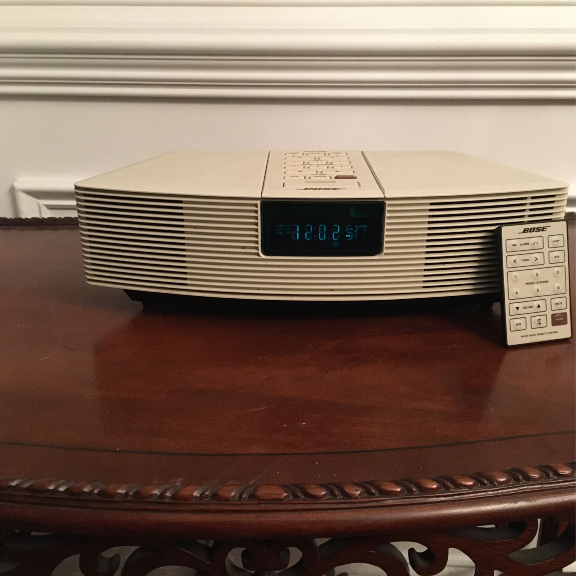 Bose Wave Radio- Works And Sounds Good- Non Smoking Home Northeast Richland County Cash 