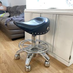 Larin Corporation Pneumatic Stool (original Price $190) Adjustable  