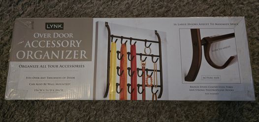 Lynk Over Door Accessory Organizer – New in Box 