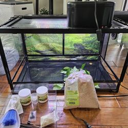 40 Gallon Reptile Tank, 30”x18”x18”