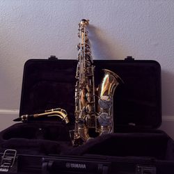 Saxophone Yas-200 AD