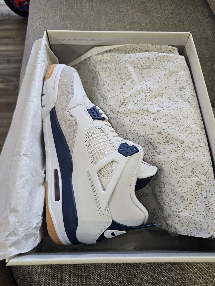 New Jordan 3 SB navy size 9.5 new with receipt NO TRADES!! NO LOW BALLERS