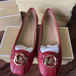 Michael Kora Flats Size 8