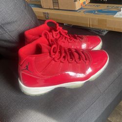 Jordan’s (gym reds)