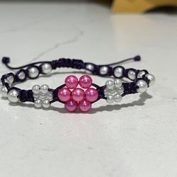 Silver beaded Bracelet With flowers