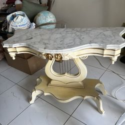 Vintage Juego De Mesas Con Credencial De Madera Con Marmol 4 Piezas $550.00 