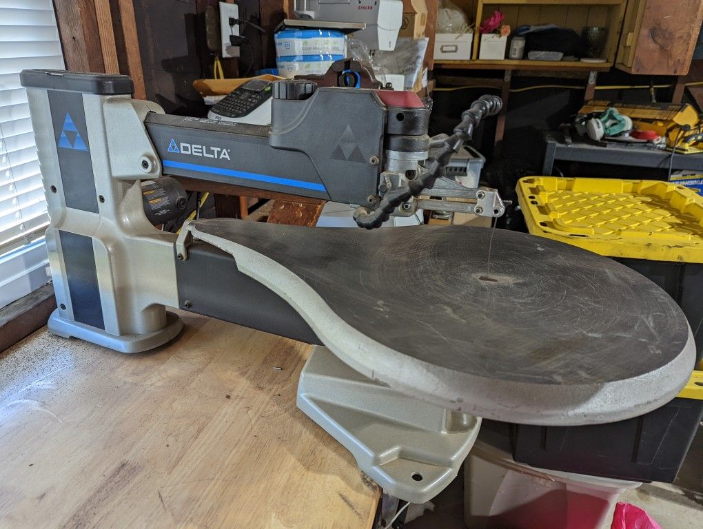 Delta 40 - 694 Scroll saw