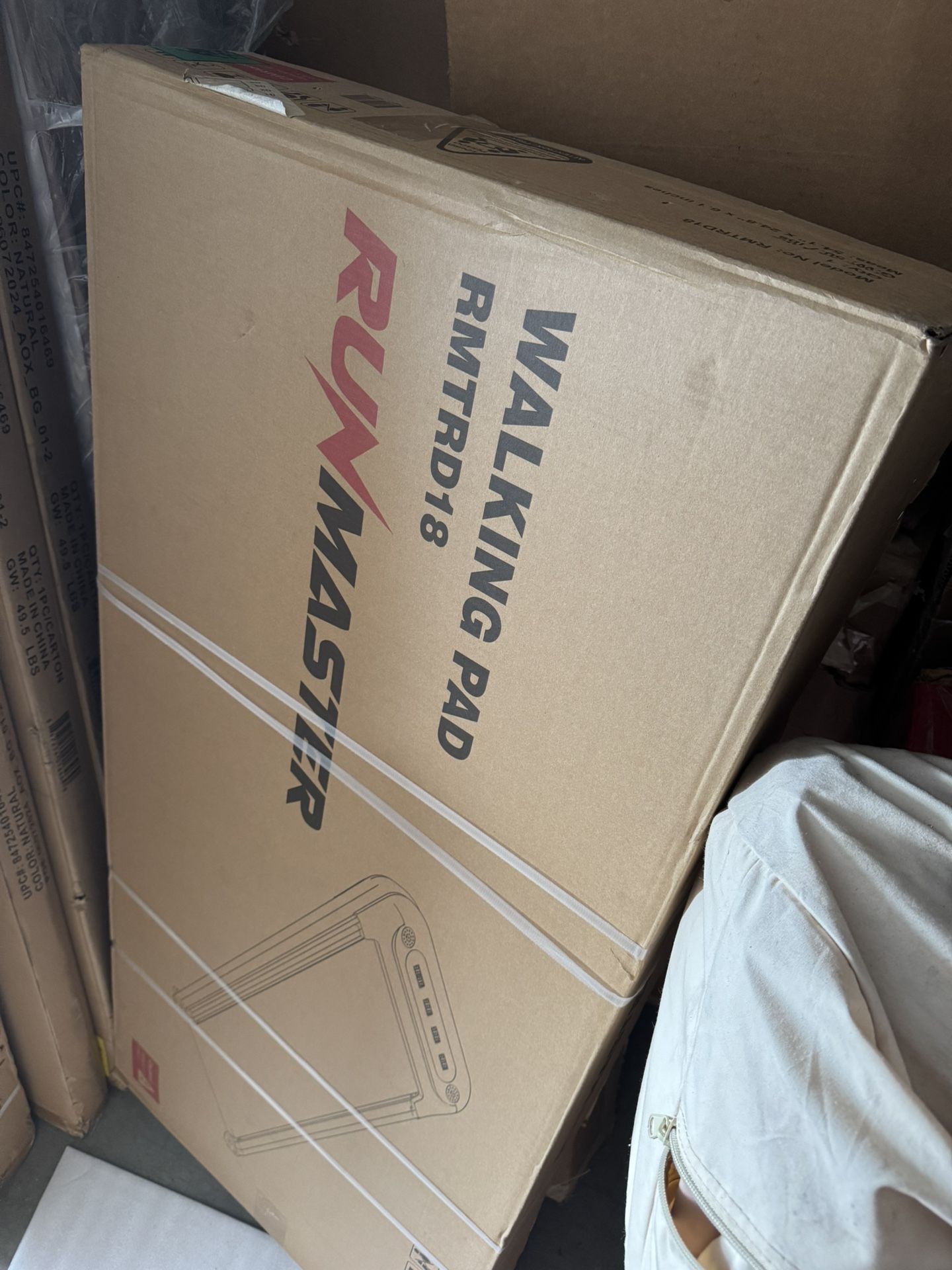 RUNMASTER AUTOMATED UNDER DESK TREADMILL FOR HOME/OFFICE