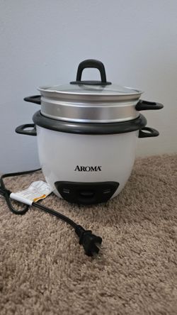 Aroma Rice Cooker with Steamer Tray