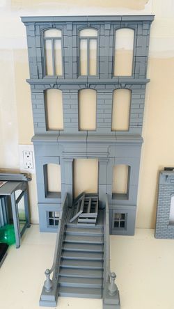 3d printed 1/12 scale large building. Read desc