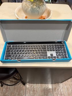 J Lab Epic Wireless Keyboard