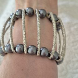 Nordstrom Silver Hammered Plated & Faux Black Pearls Stretch Bracelet